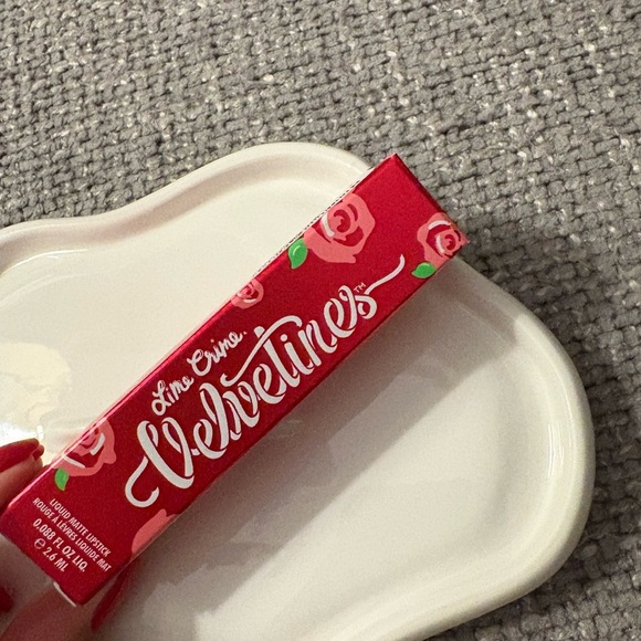 BNWT Lime Crime Velvetines Liquid Lipstick β CASHMERE - Picture 7 of 12